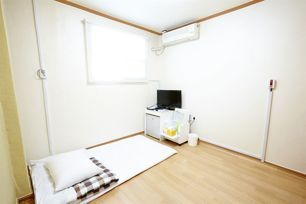 Khách sạn Green Tel *